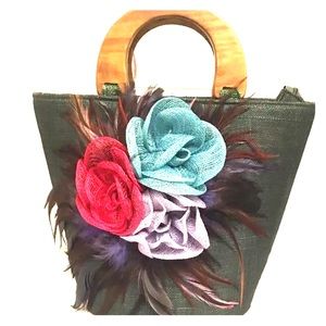 Feather handbag with wooden handles